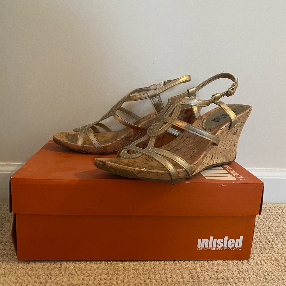 Unlisted Champagne Wedge